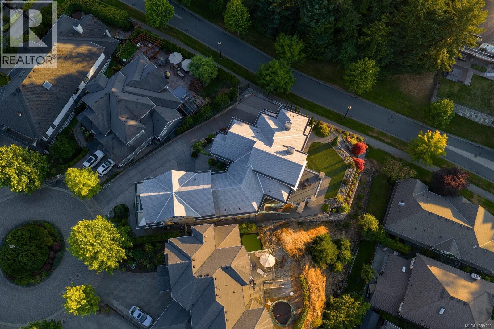 Photo 14 of 1098 Bearspaw Plat, Langford BC