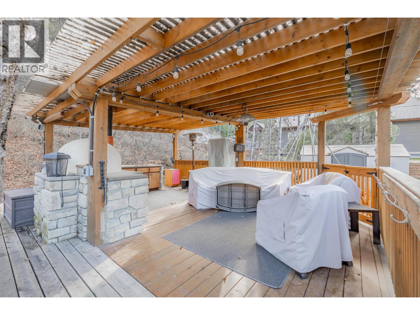4736 COPPER Crescent, Windermere