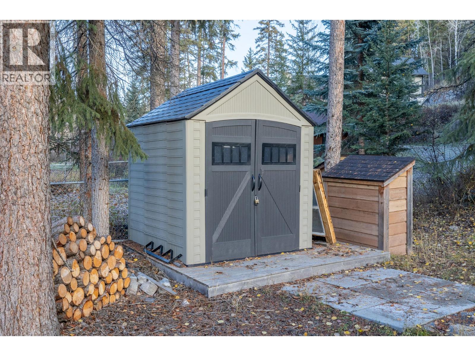 4736 COPPER Crescent, Windermere