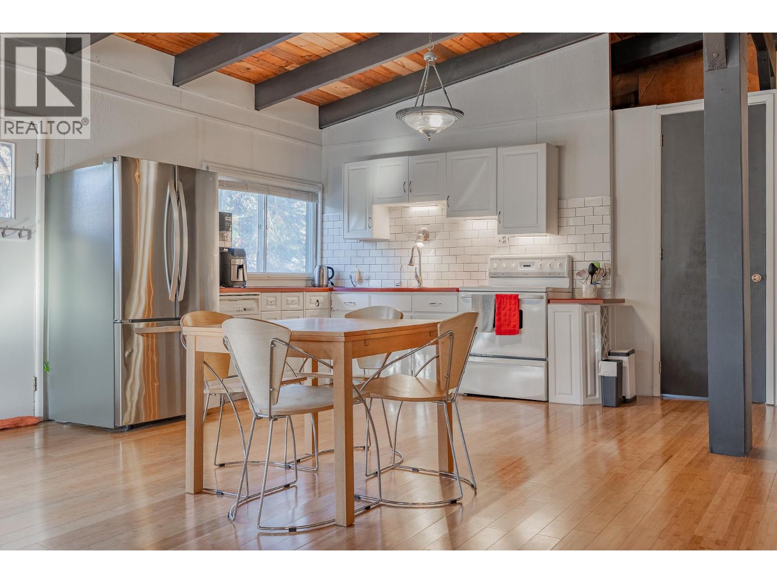 4736 COPPER Crescent, Windermere