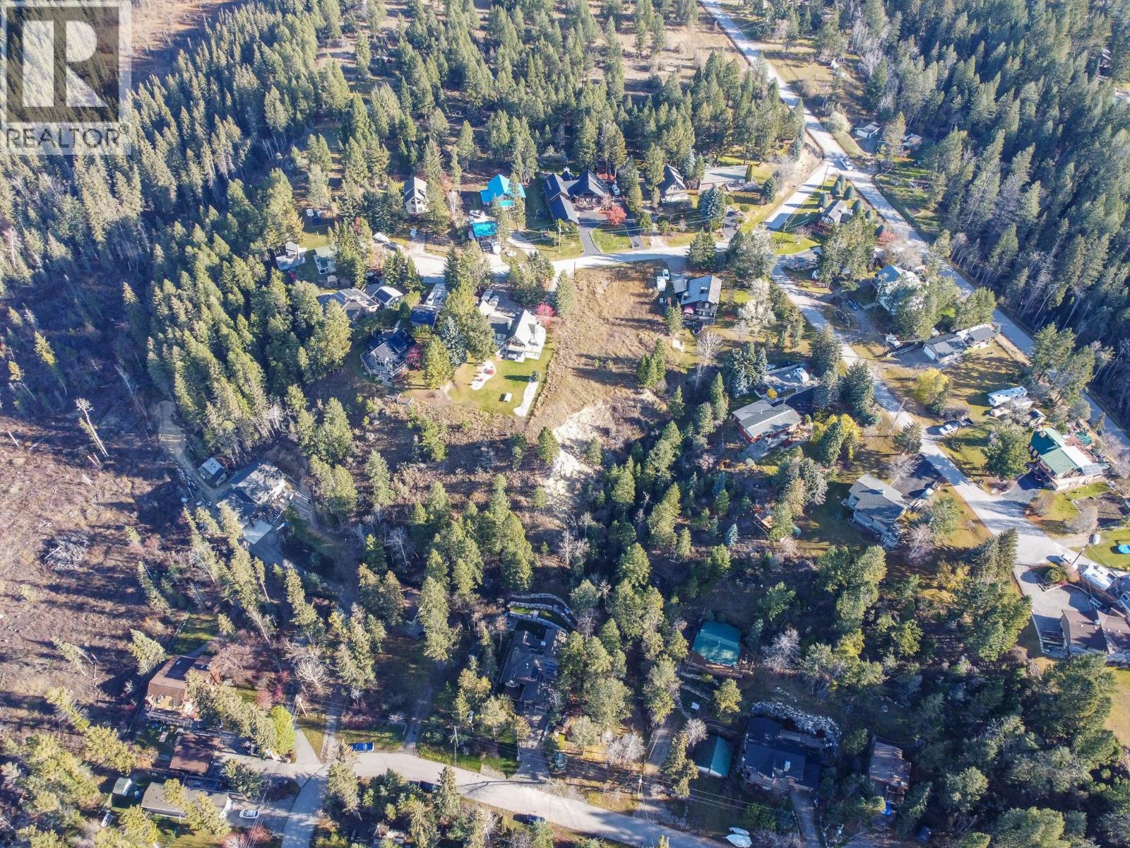 4736 COPPER Crescent, Windermere