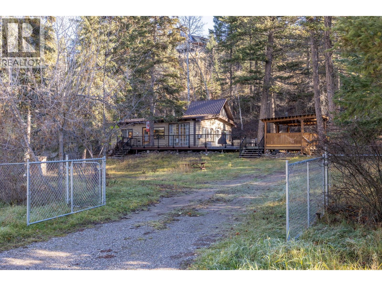 4736 COPPER Crescent, Windermere