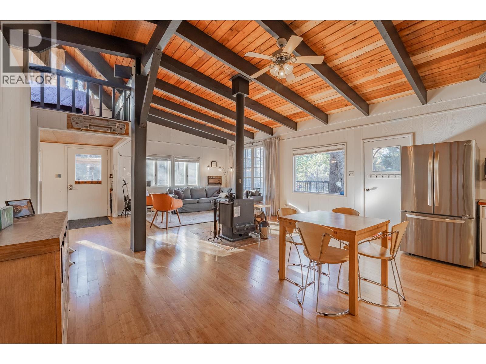 4736 COPPER Crescent, Windermere