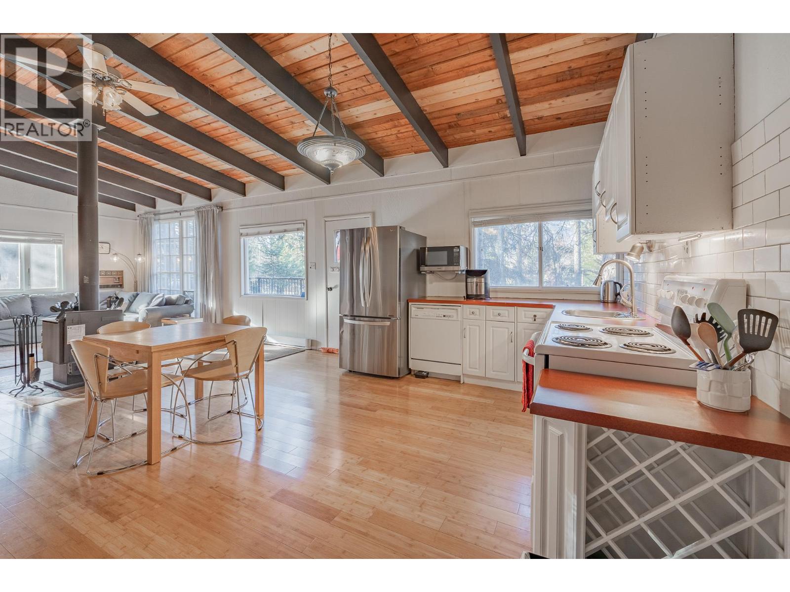 4736 COPPER Crescent, Windermere