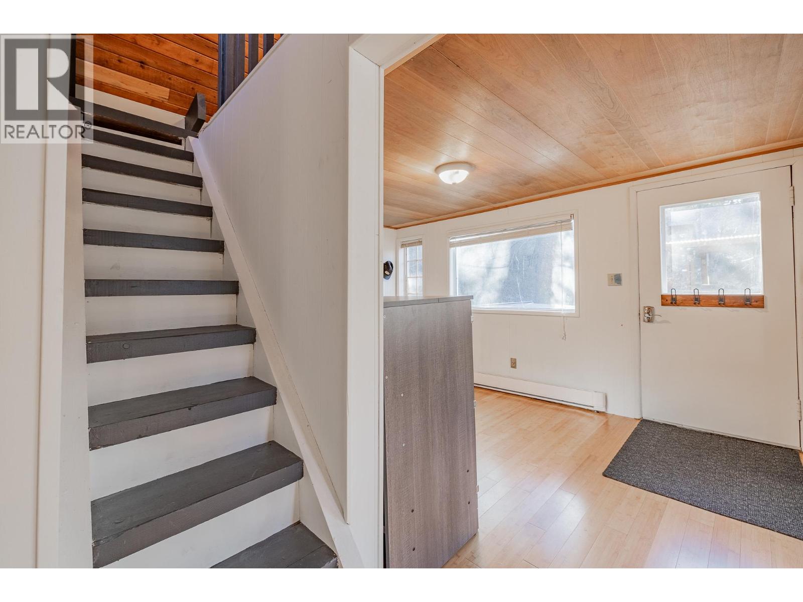 4736 COPPER Crescent, Windermere