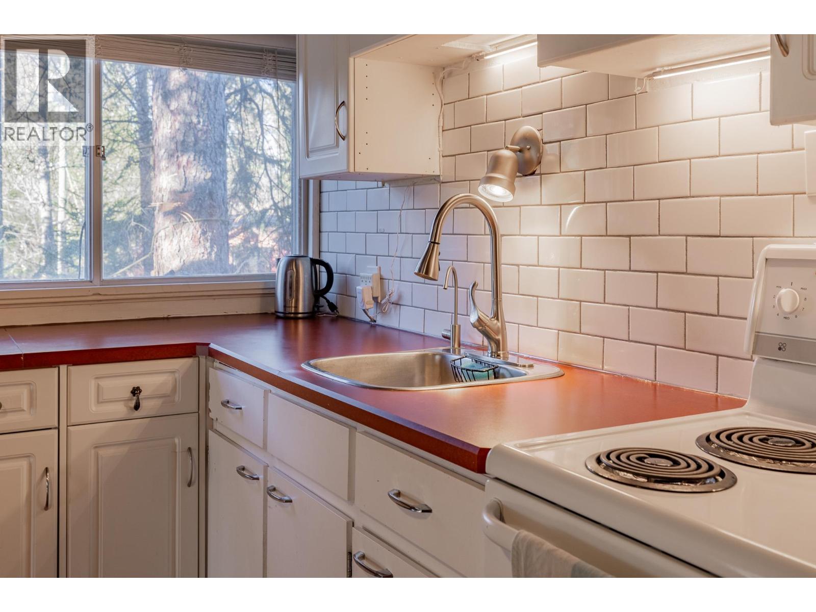 4736 COPPER Crescent, Windermere