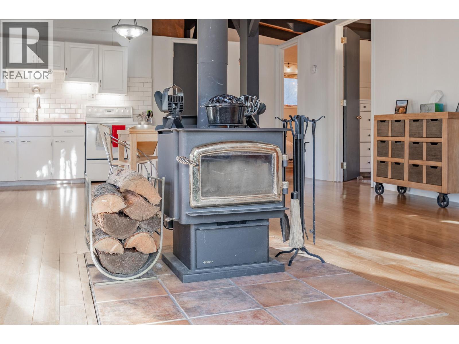 4736 COPPER Crescent, Windermere