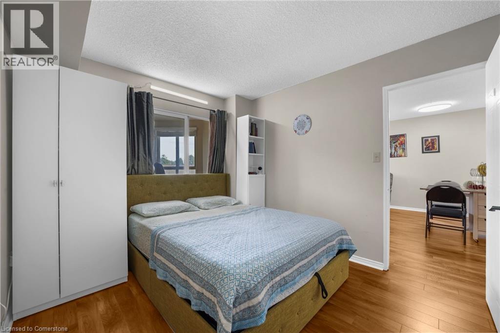 Photo 5 of 8351 Mclaughlin Road S Unit 403, Brampton ON