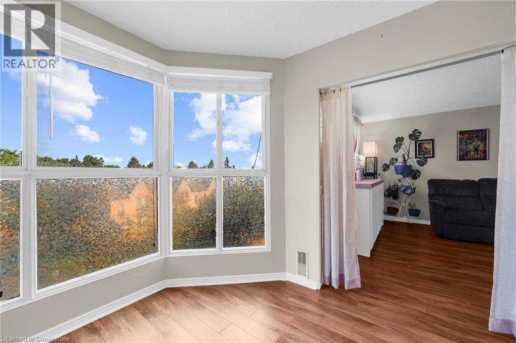 Photo 3 of 8351 Mclaughlin Road S Unit 403, Brampton ON
