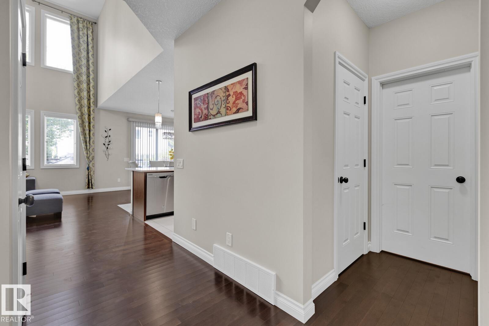 Photo 31 of 8928 23 Av Sw, Edmonton AB