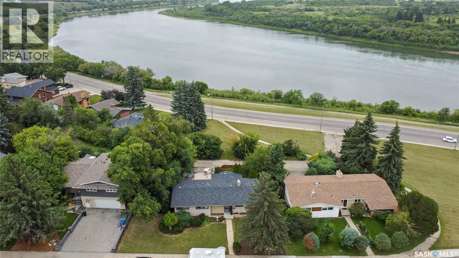 Photo 37 of 1908 Pembina Avenue, Saskatoon SK