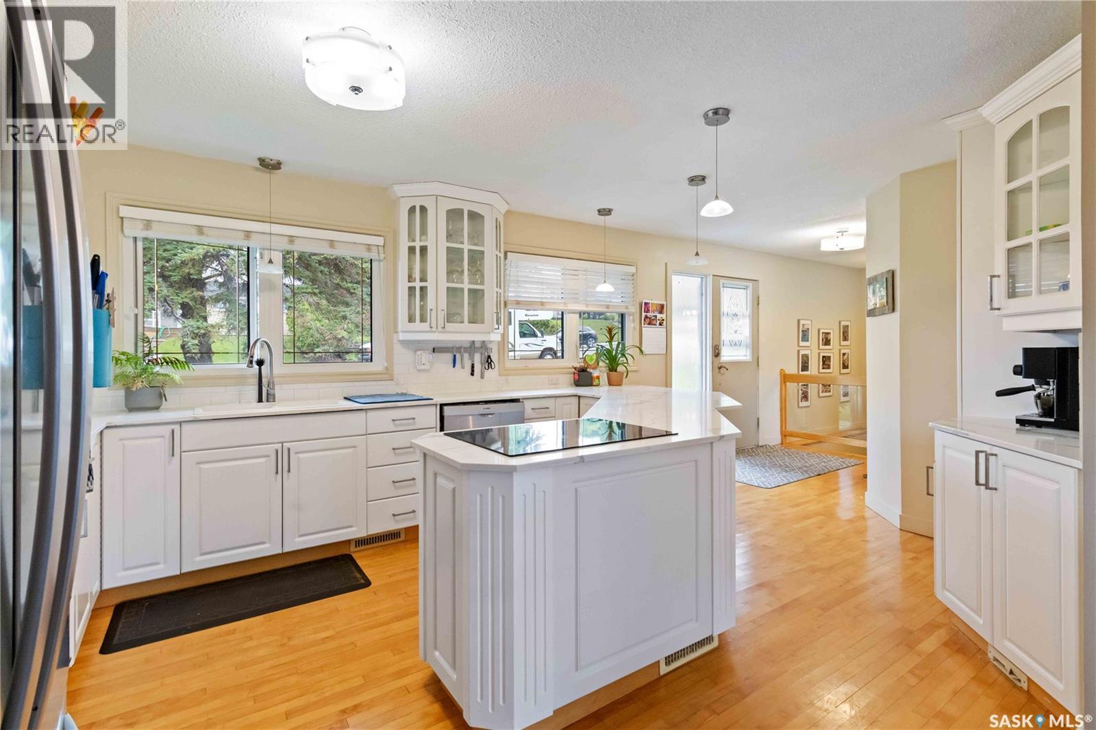 Photo 6 of 1908 Pembina Avenue, Saskatoon SK