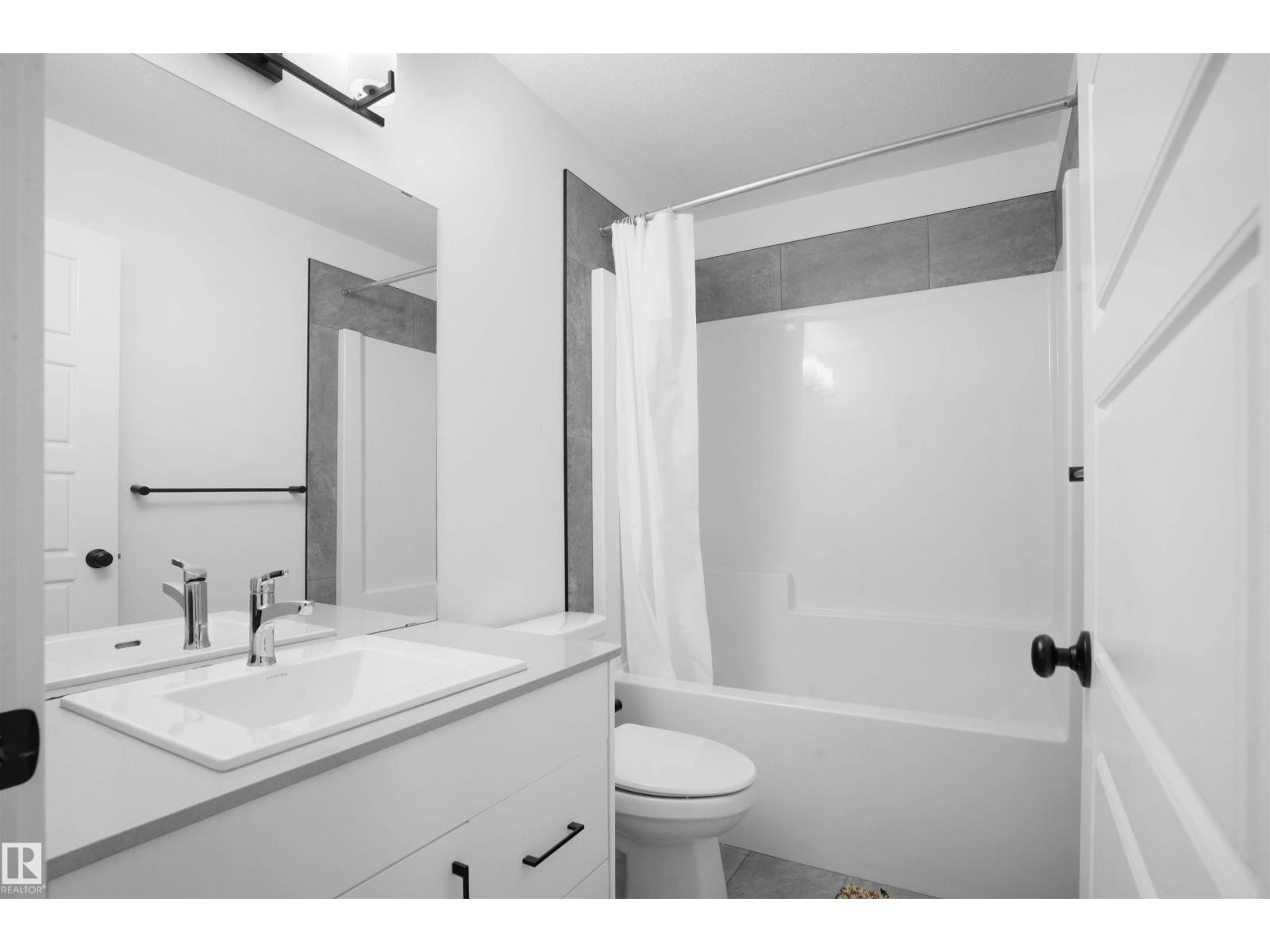 Photo 10 of 2931 Coughlan Green Gr Sw, Edmonton AB
