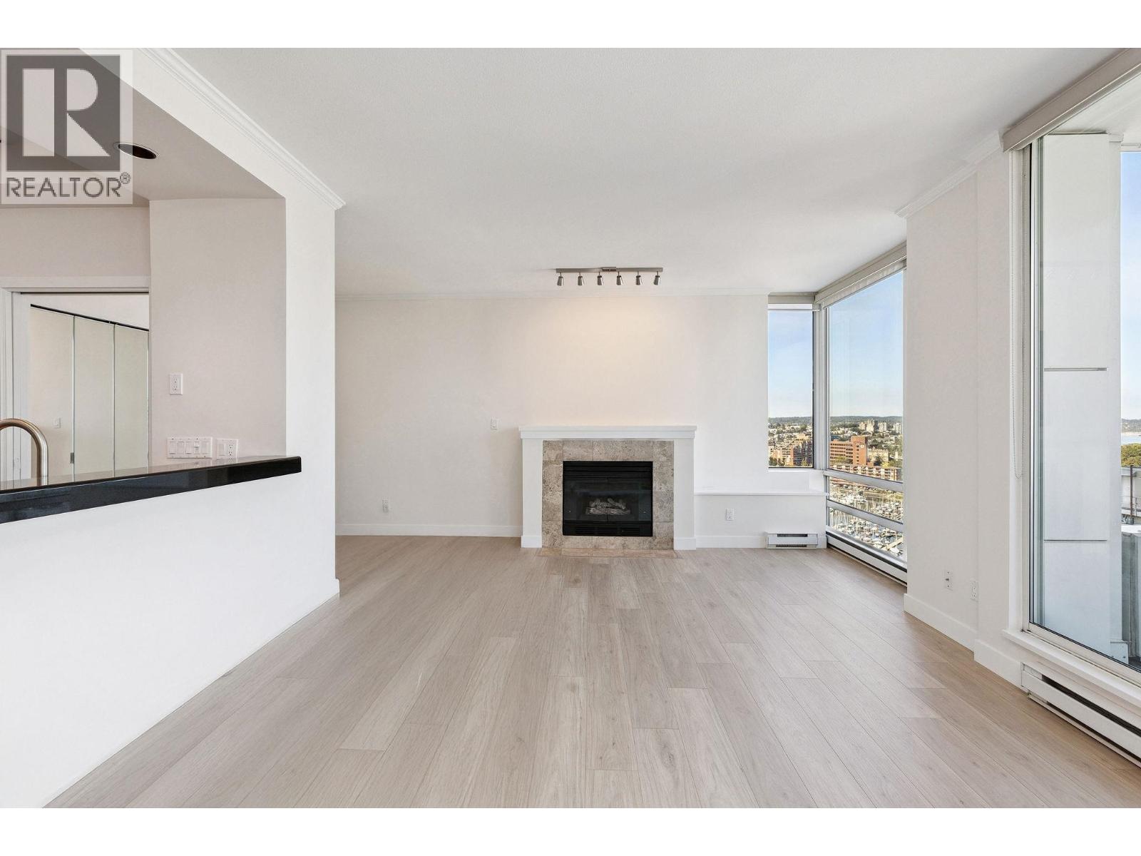 Photo 15 of 2204 1500 Hornby Street, Vancouver BC