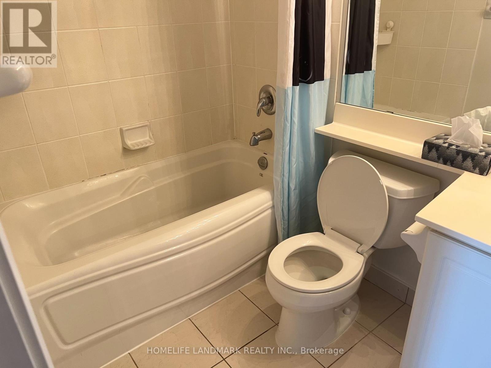 Photo 2 of 3703 4968 Yonge Street, Toronto ON