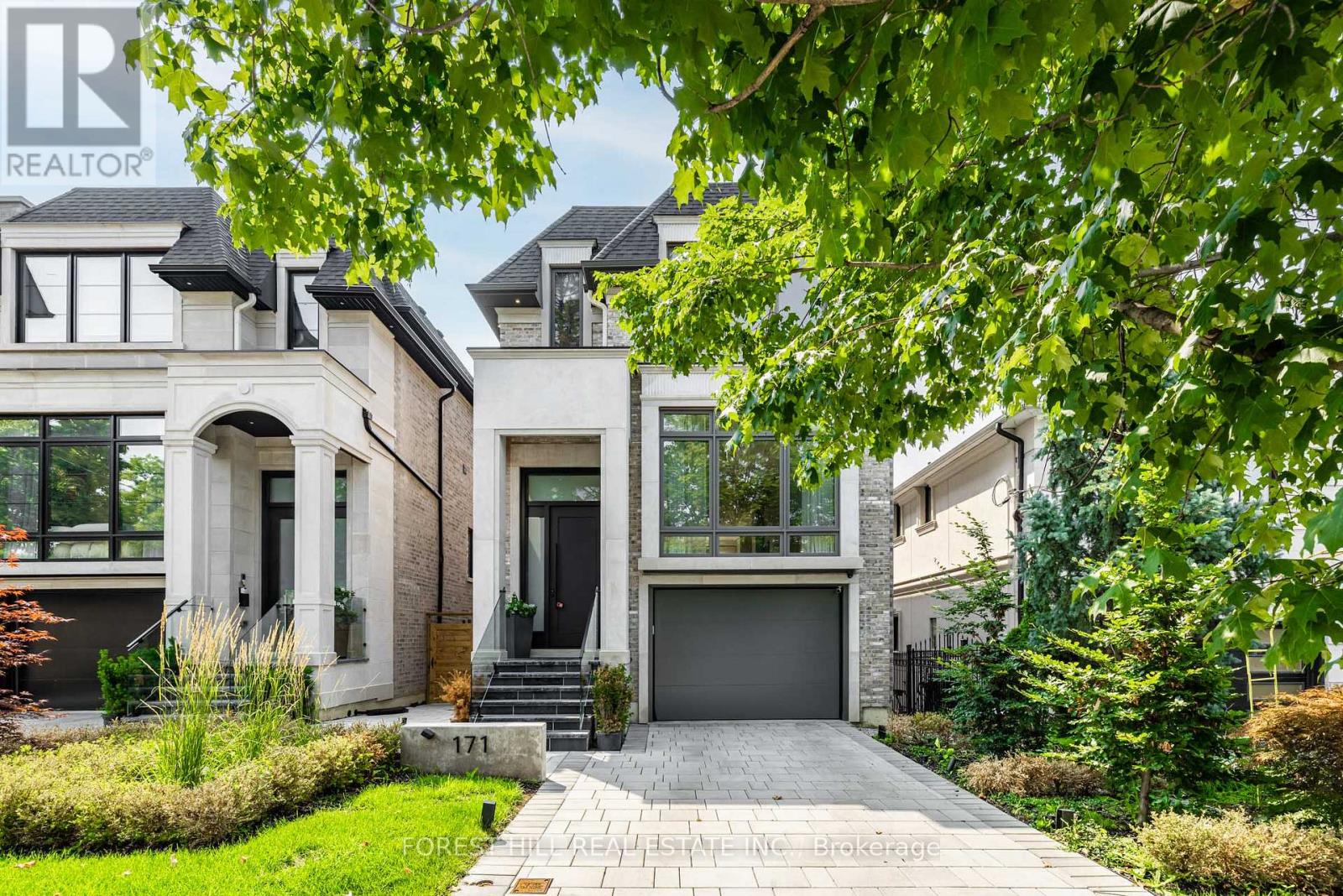 Photo 22 of 171 Elmwood Avenue, Toronto ON