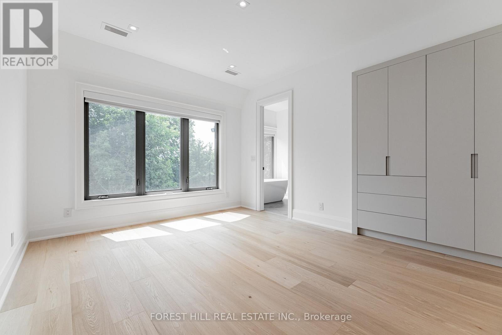 Photo 1 of 171 Elmwood Avenue, Toronto ON