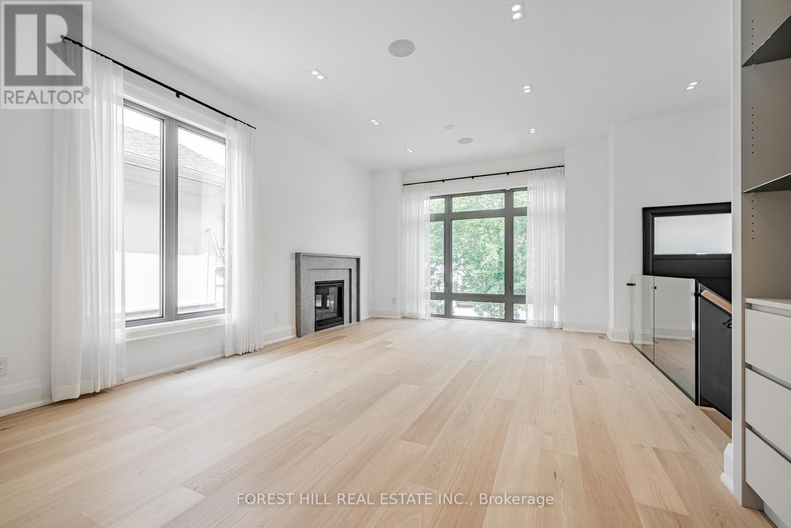 Photo 38 of 171 Elmwood Avenue, Toronto ON