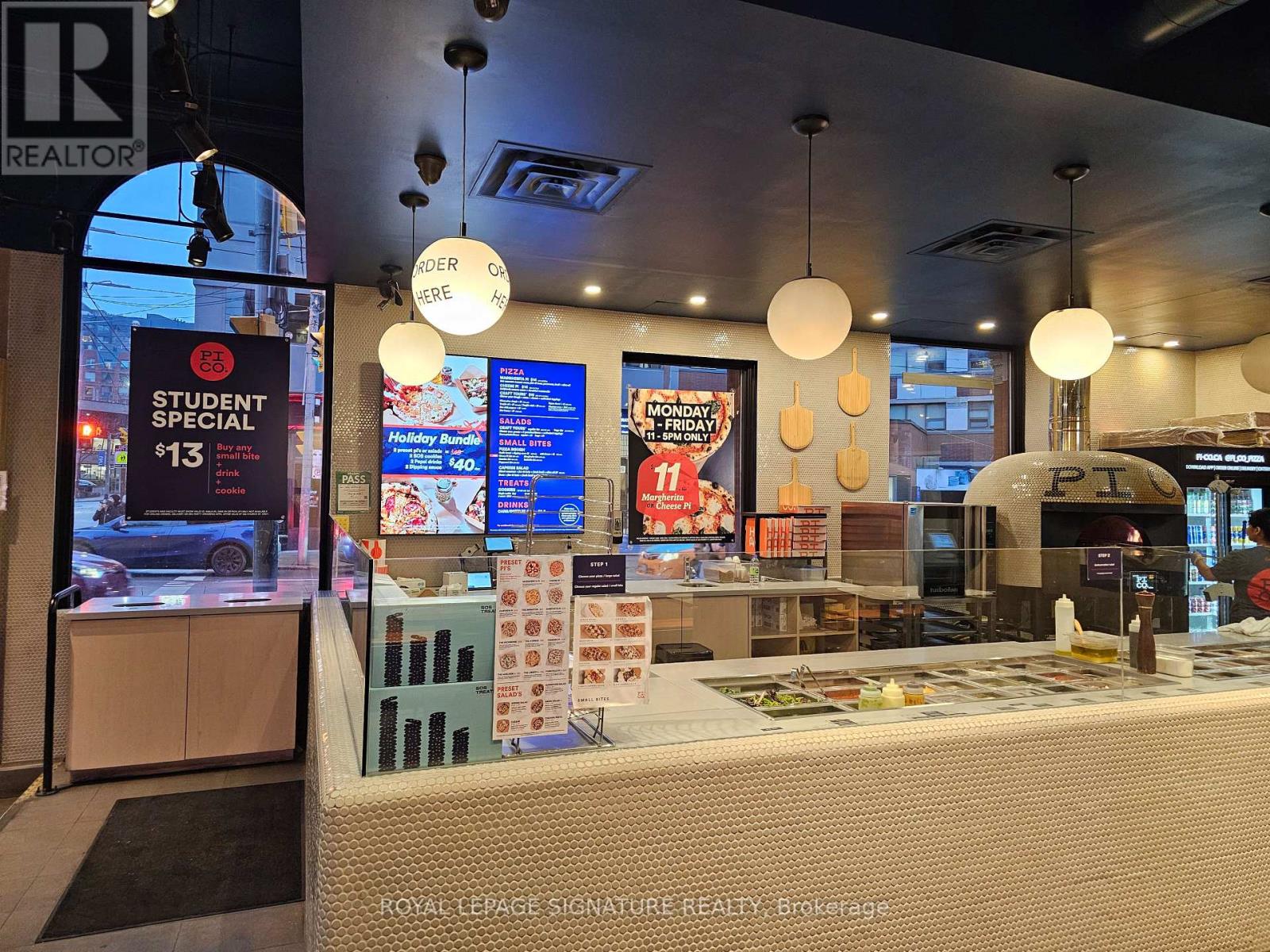 Photo 15 of 432 Church Street, Toronto ON