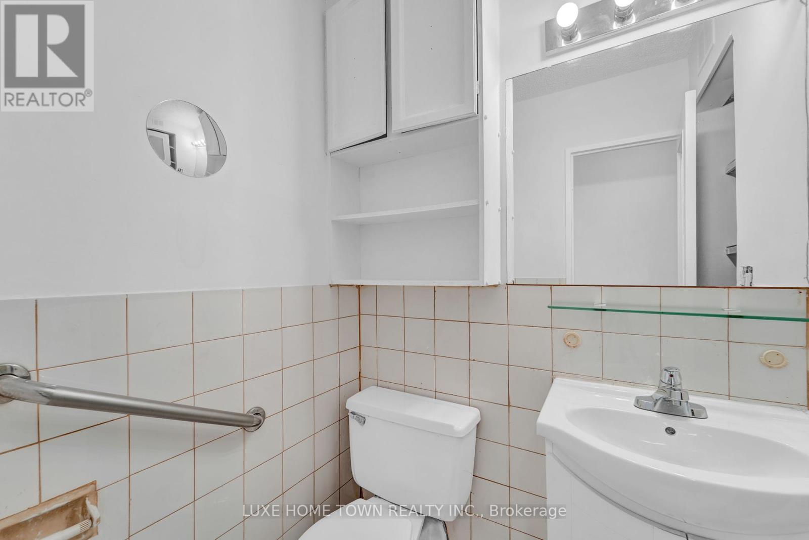 Photo 6 of 328 665 Kennedy Road, Toronto ON