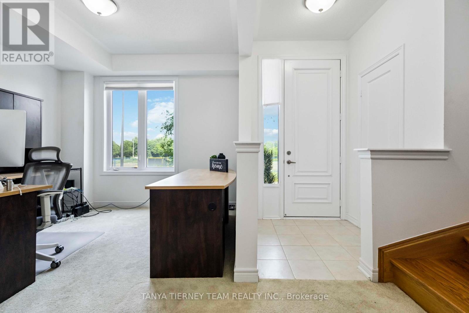 Photo 6 of 36 Dockside Way, Whitby ON
