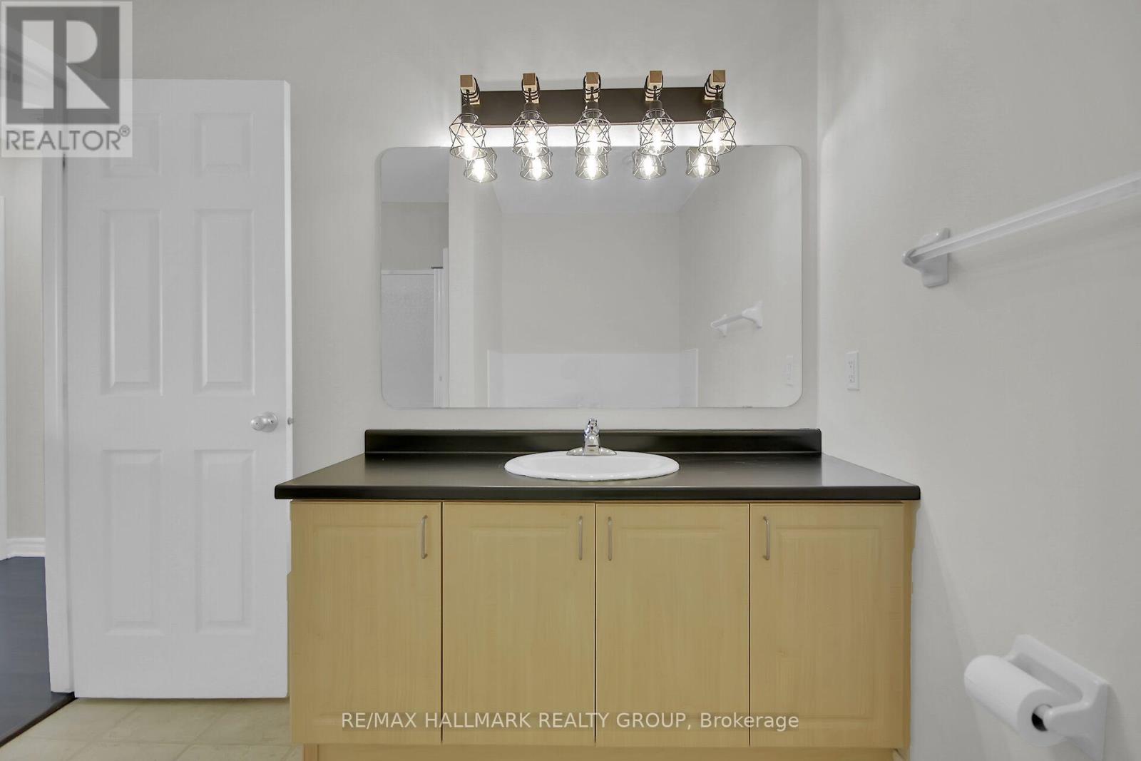 Photo 33 of I 135 Harthill Way, Ottawa ON
