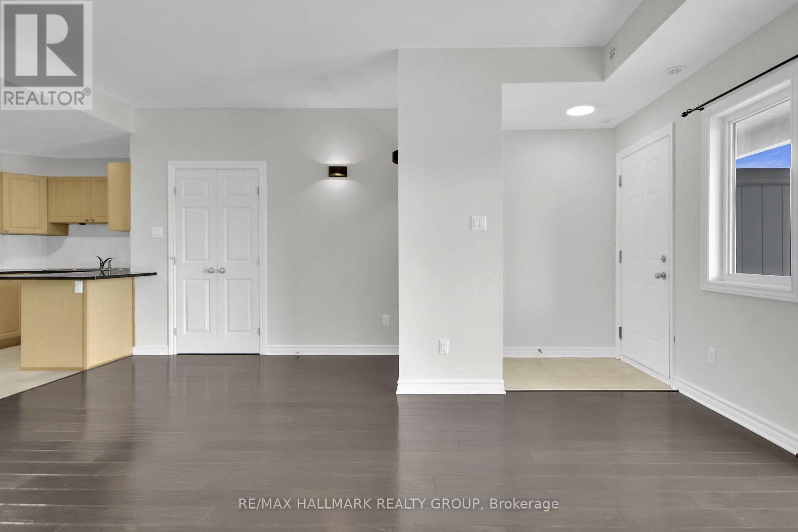 Photo 6 of I 135 Harthill Way, Ottawa ON