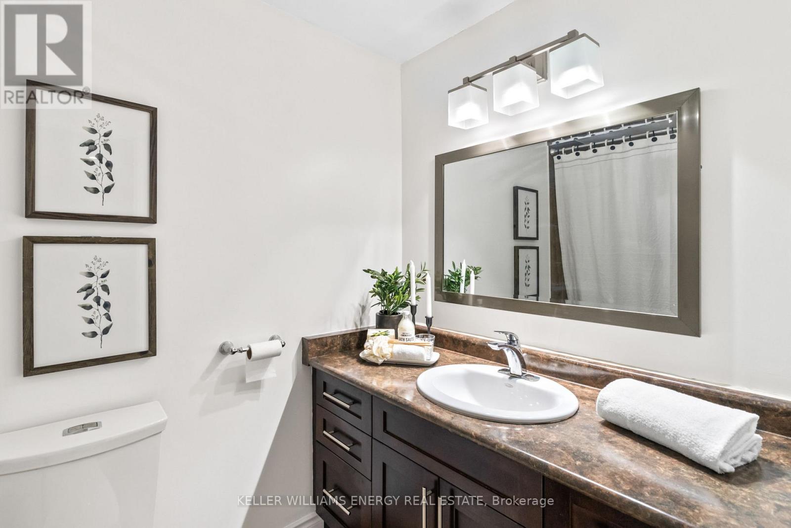 Photo 38 of 46 1330 Trowbridge Drive, Oshawa ON