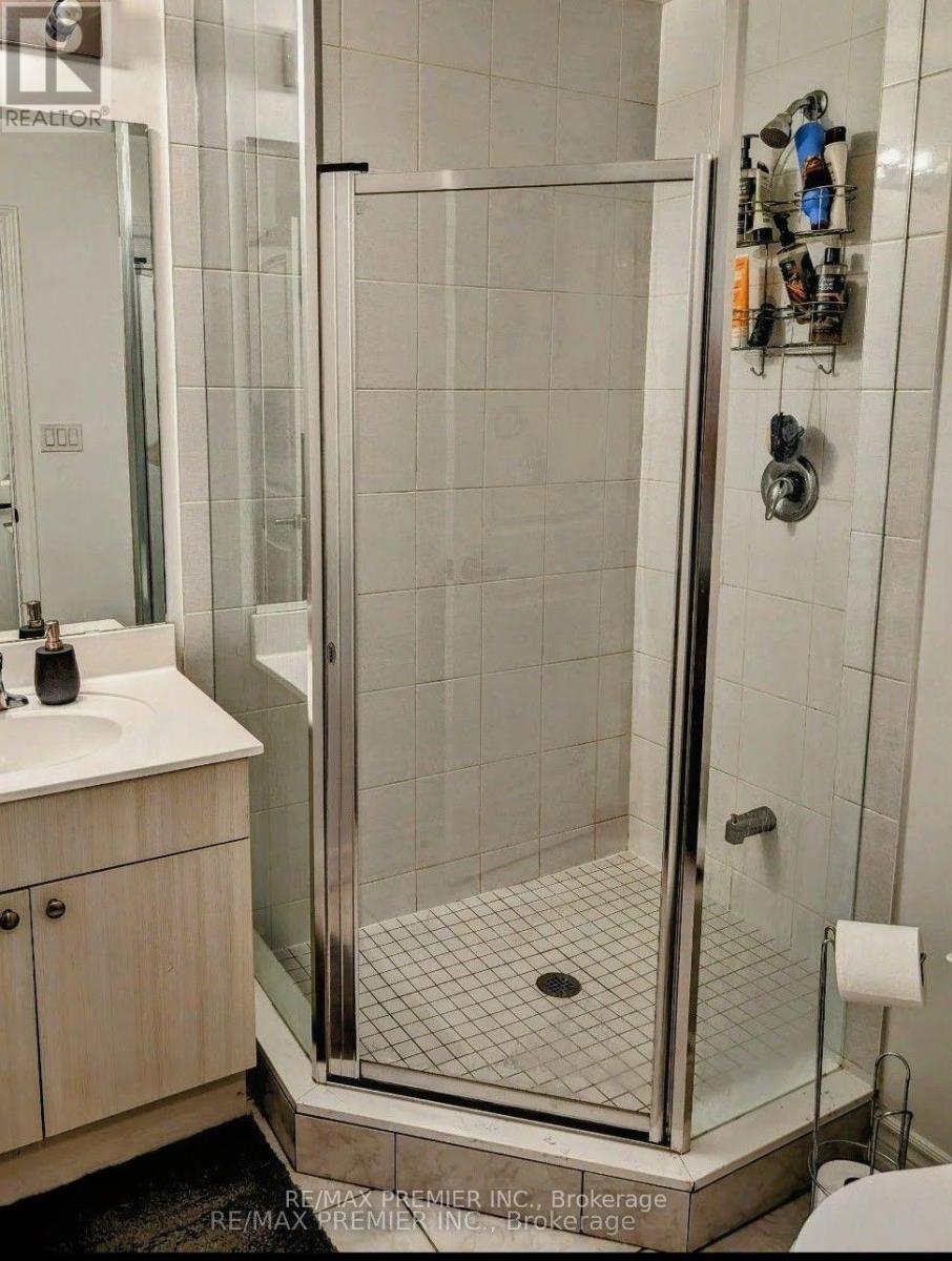 Photo 12 of 407 201 Pine Grove Road, Vaughan ON