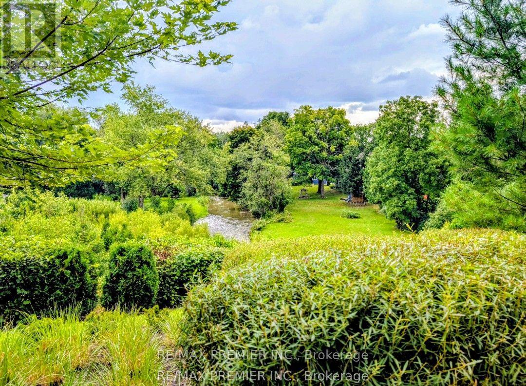Photo 1 of 407 201 Pine Grove Road, Vaughan ON