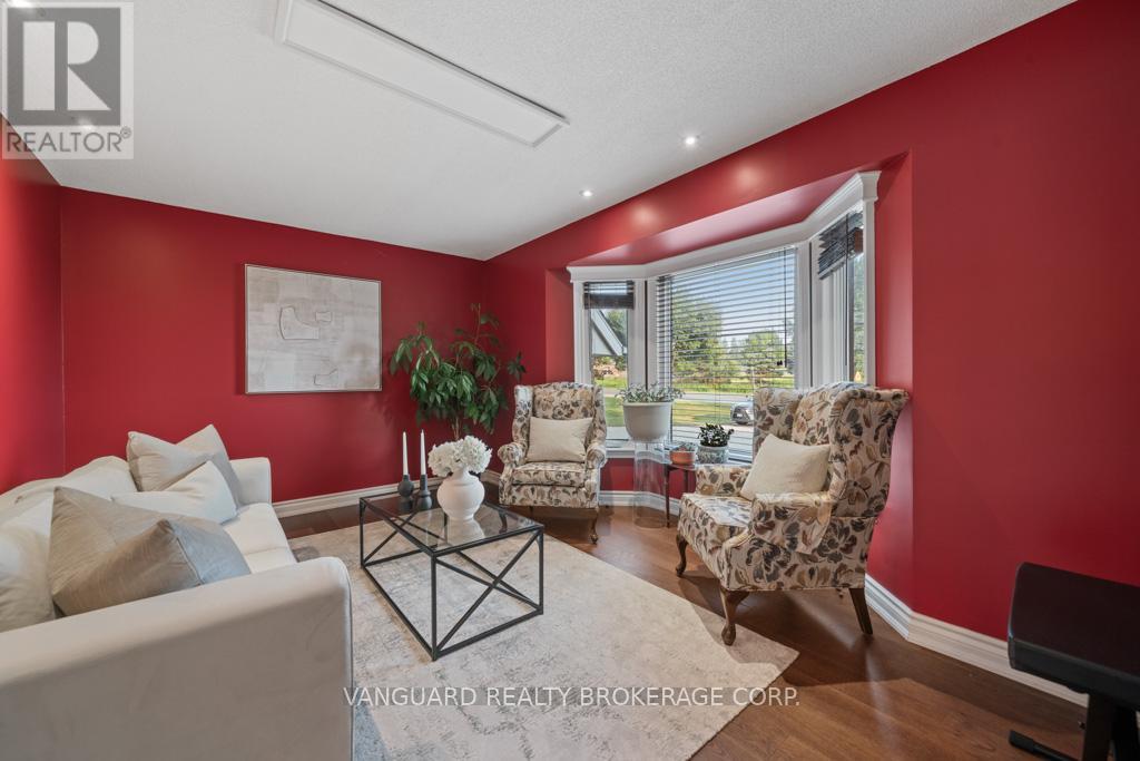 Photo 7 of 3856 County Rd 88 Road, Bradford West Gwillimbury ON