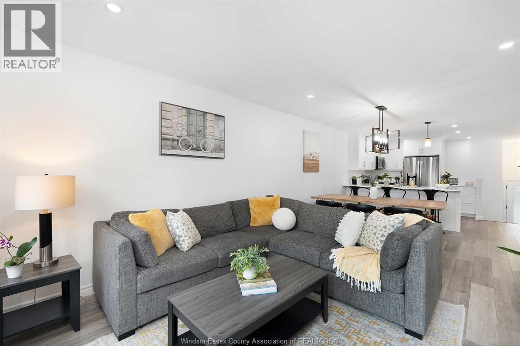 Photo 14 of 275 Glass Avenue, Kingsville ON
