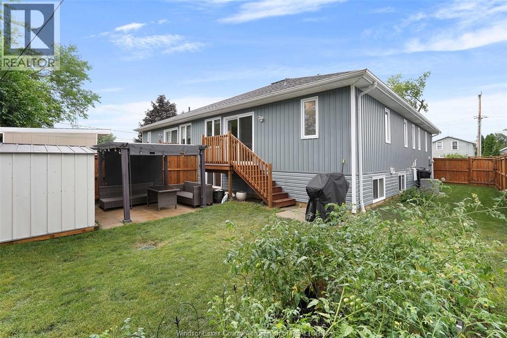 Photo 8 of 275 Glass Avenue, Kingsville ON