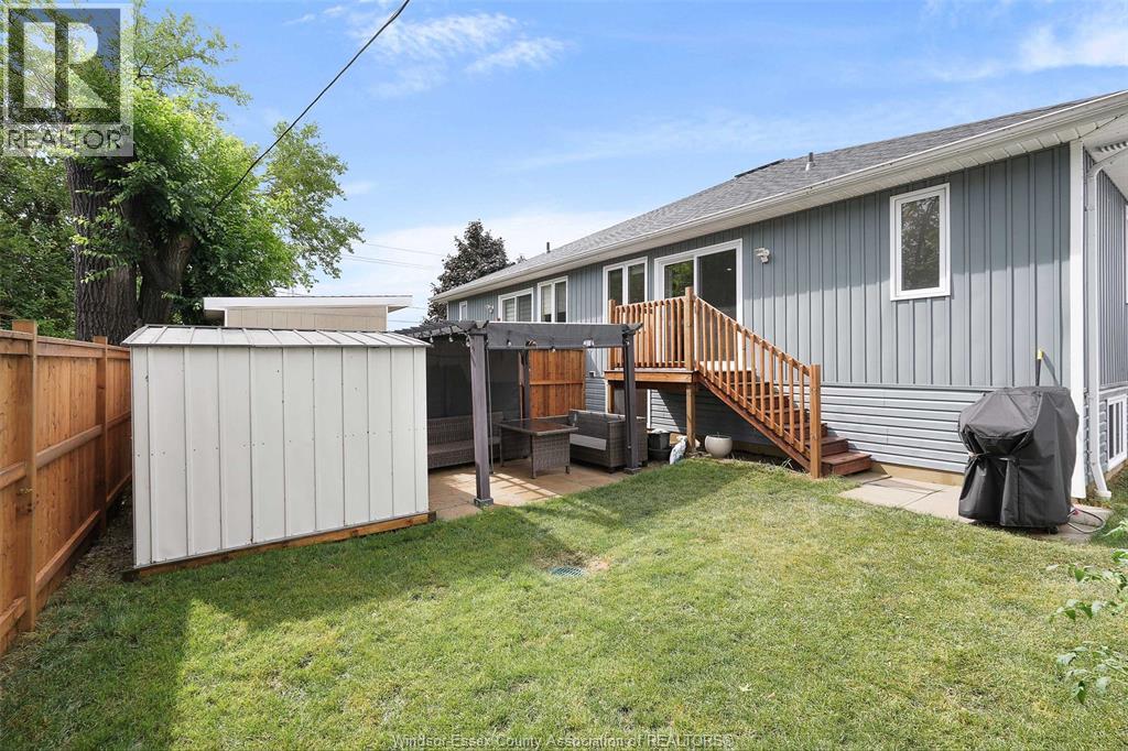Photo 9 of 275 Glass Avenue, Kingsville ON