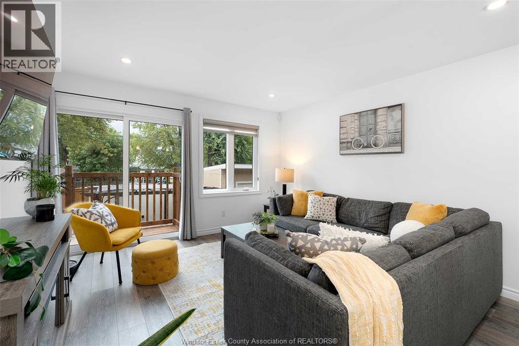 Photo 13 of 275 Glass Avenue, Kingsville ON