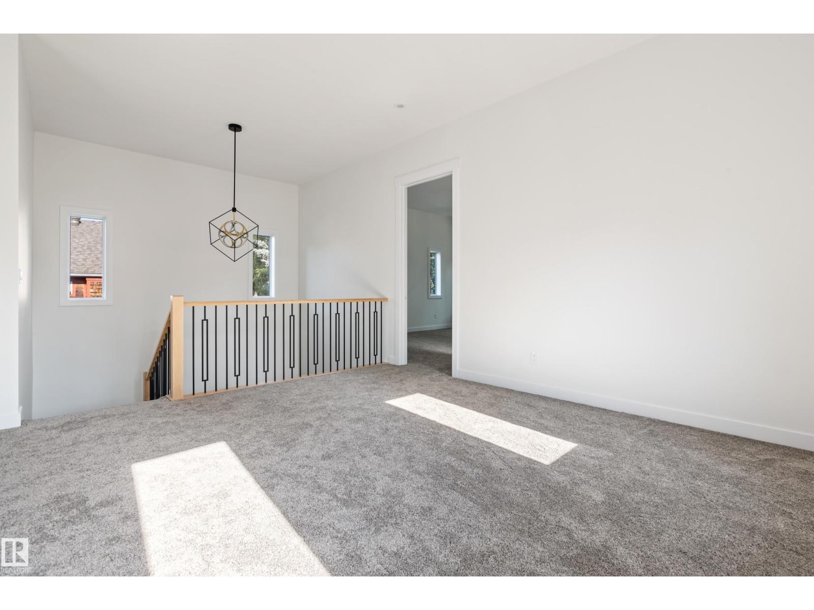 Photo 28 of 9807 90 Av Nw, Edmonton AB