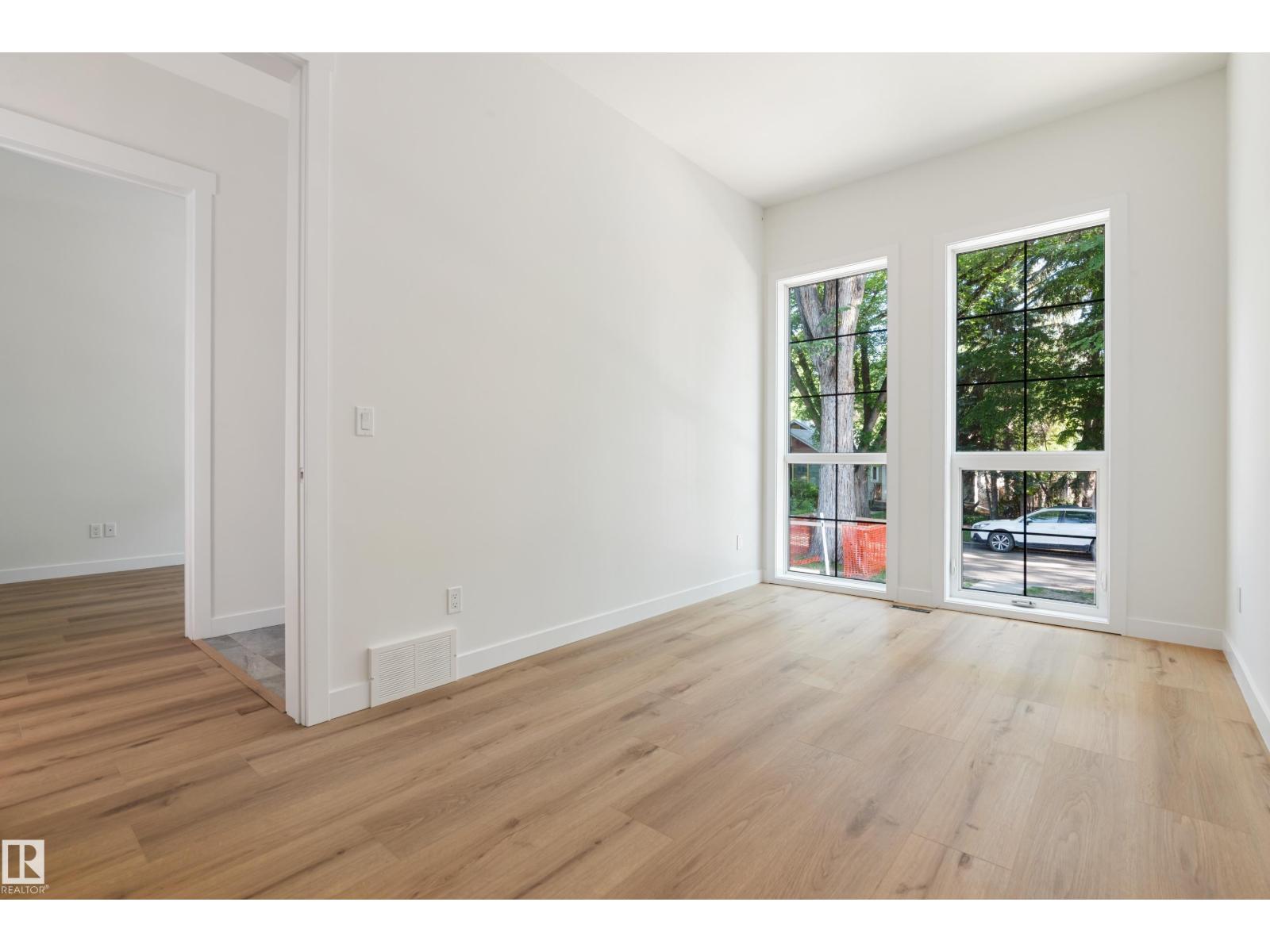 Photo 45 of 9807 90 Av Nw, Edmonton AB