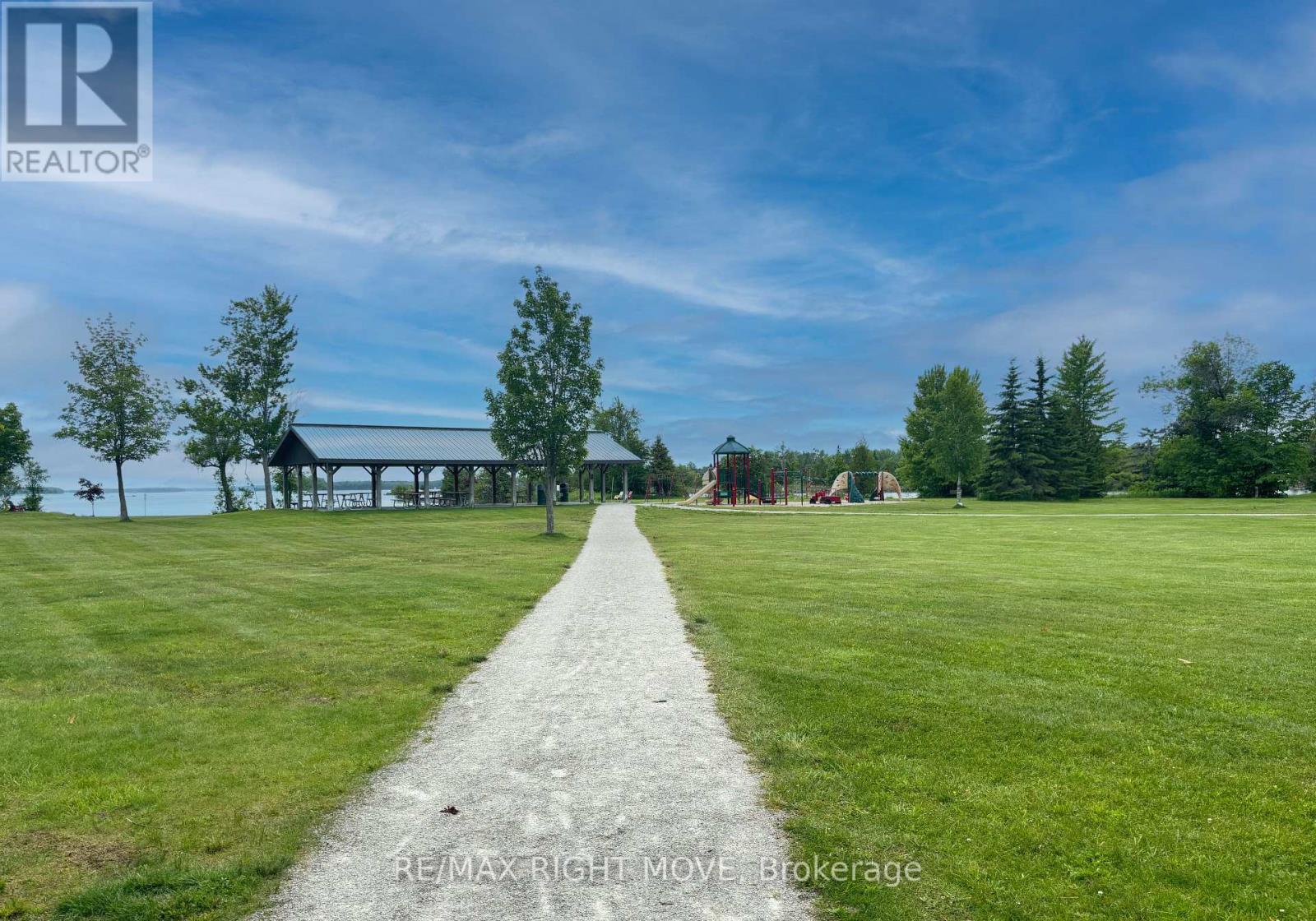 Photo 10 of 7682 Oak Point Road, Ramara ON