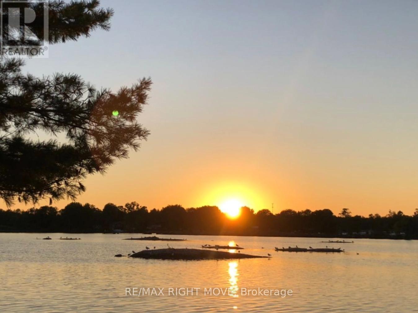 Photo 11 of 7682 Oak Point Road, Ramara ON