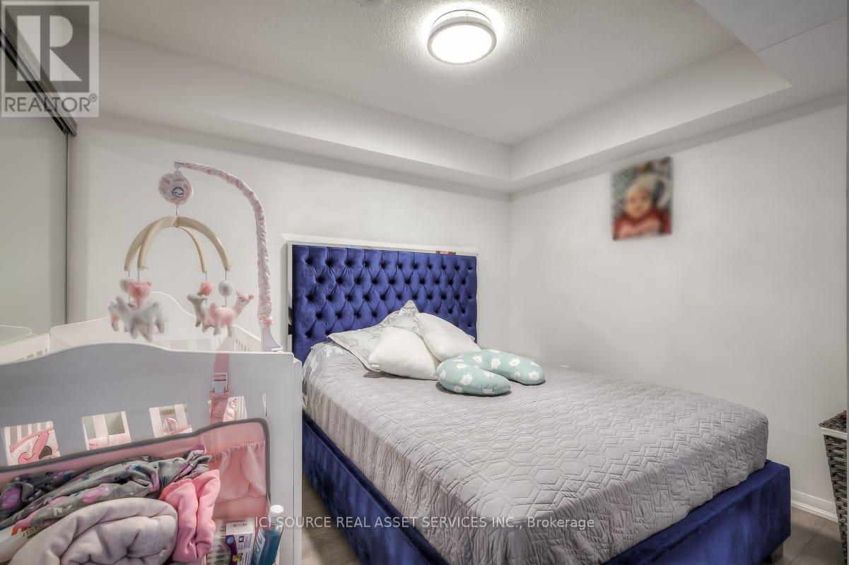 Photo 8 of 1407 3091 Dufferin Street, Toronto ON
