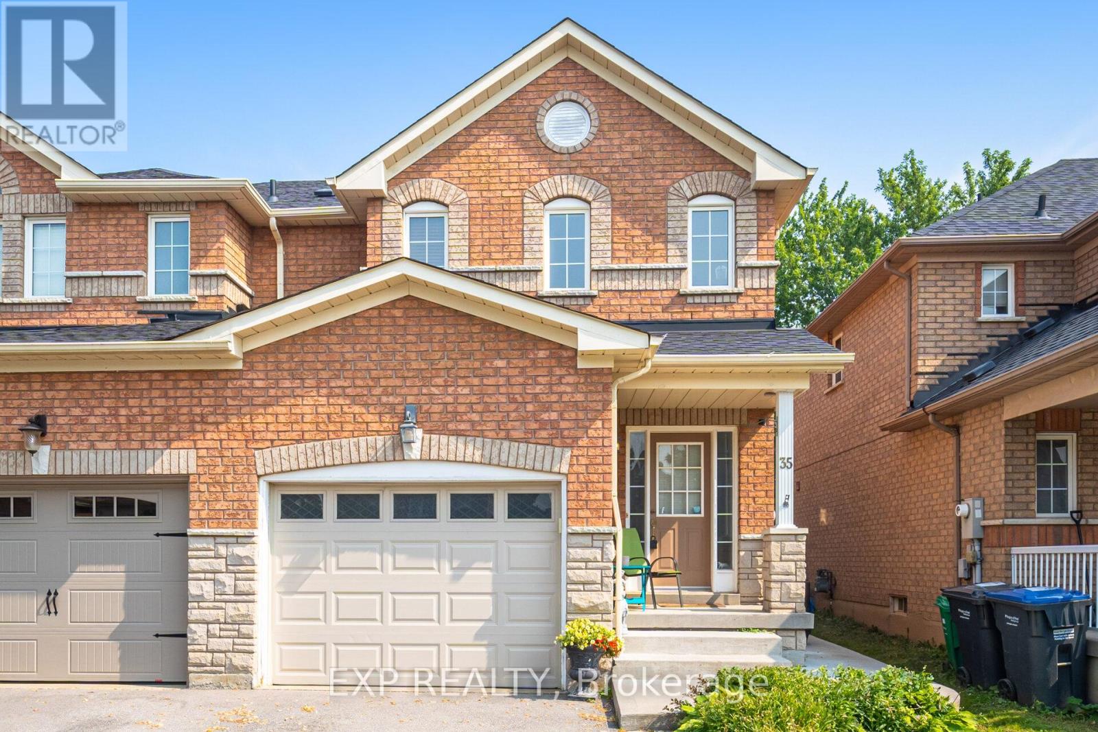 Photo 1 of 35 Prince Crescent, Brampton ON