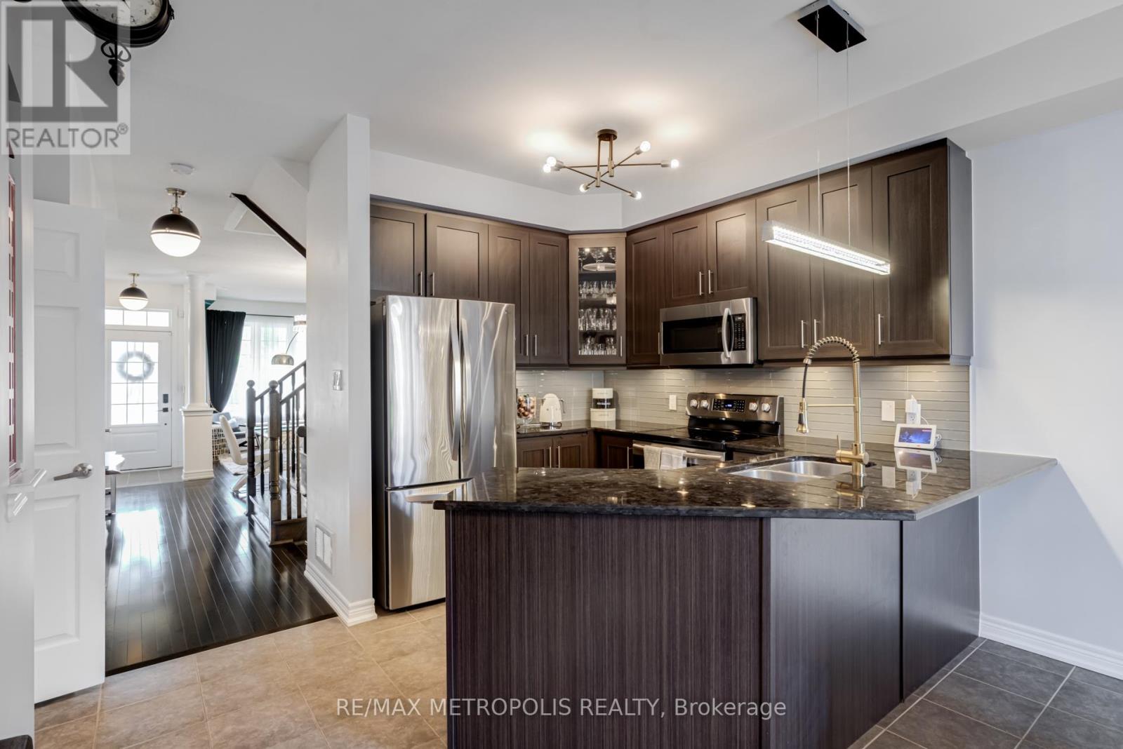 Photo 40 of 21 Sky Harbour Drive, Brampton ON