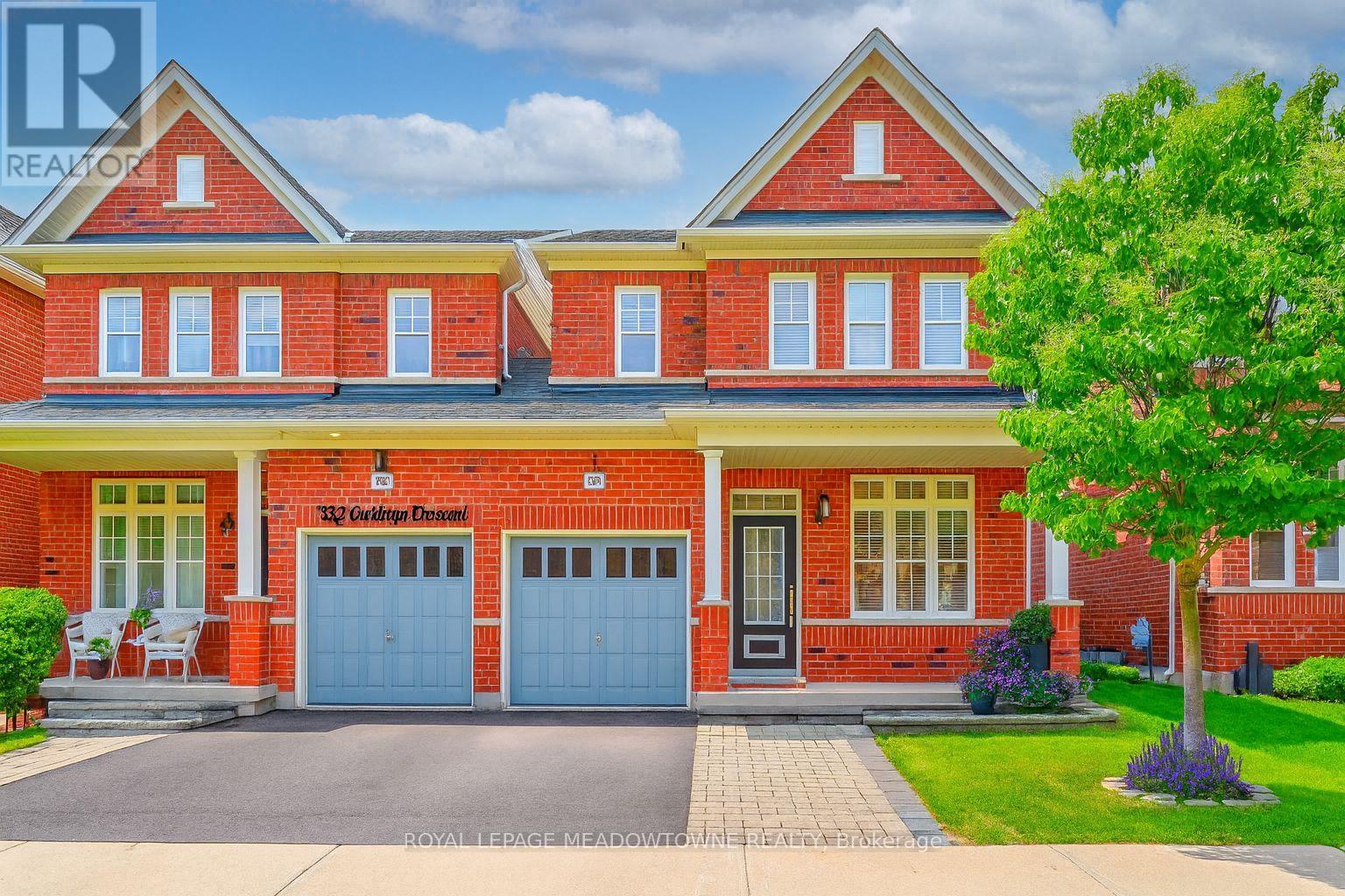 Photo 6 of 330 Giddings Crescent, Milton ON