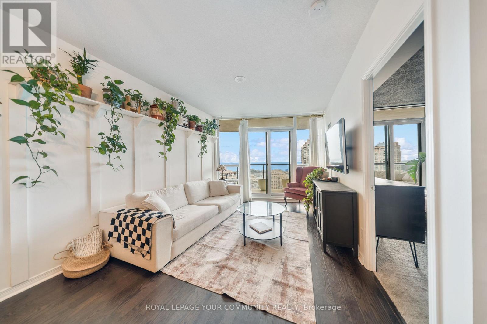 Photo 1 of 2101 15 Legion Road, Toronto ON