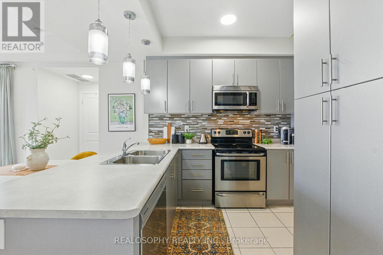 Photo 10 of 304 2333 Sawgrass Drive, Oakville ON