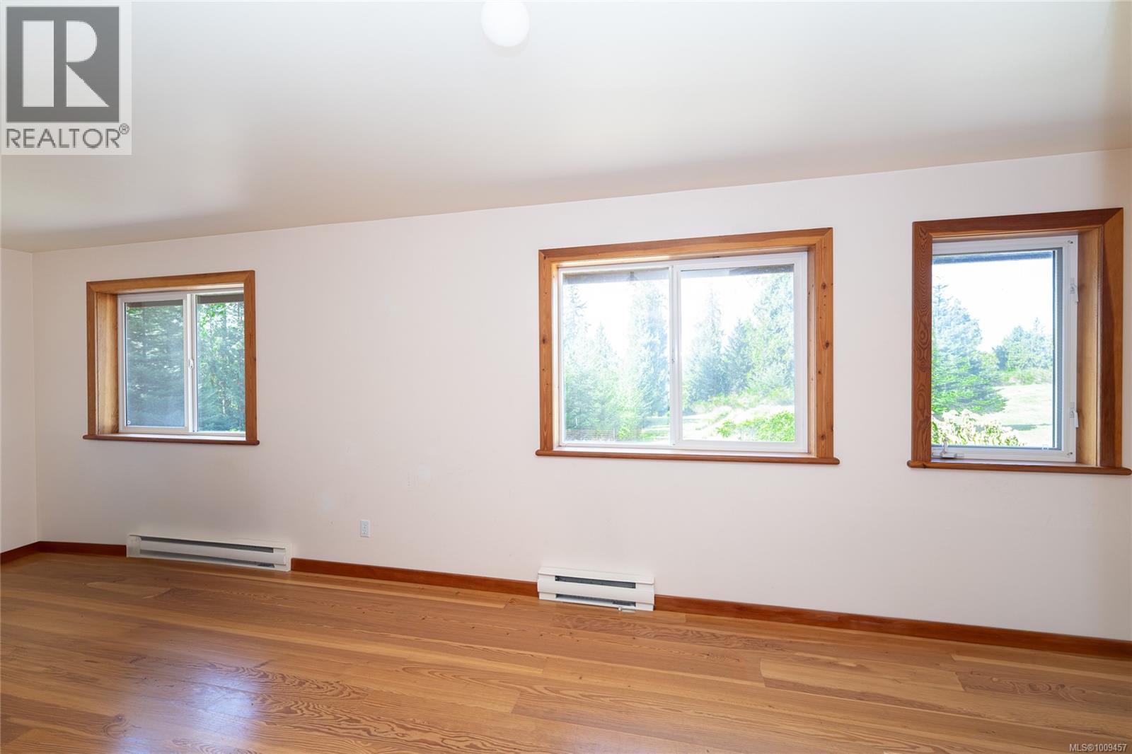 415 Campbell Bay Rd, Mayne Island