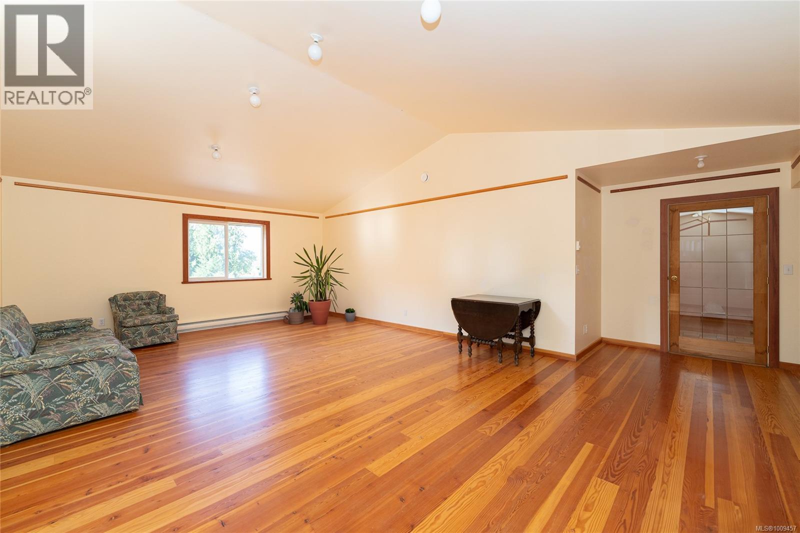 415 Campbell Bay Rd, Mayne Island