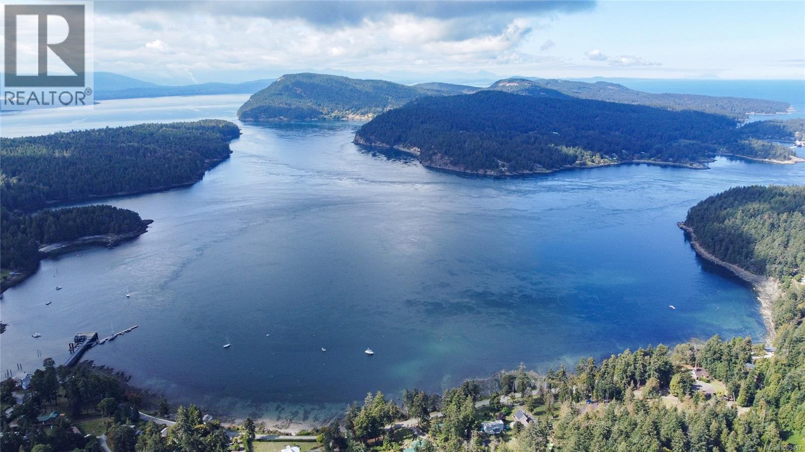 415 Campbell Bay Rd, Mayne Island