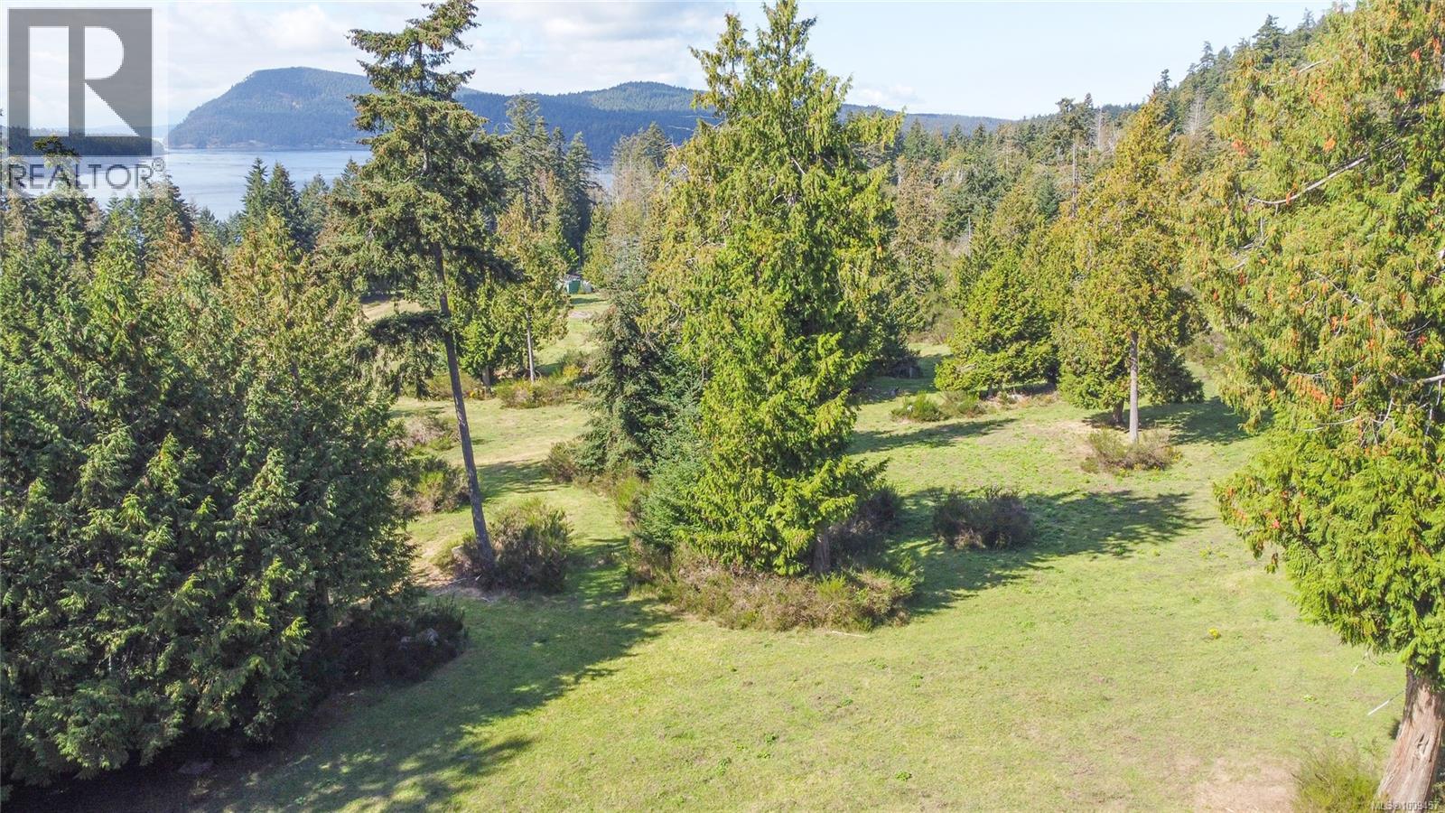 415 Campbell Bay Rd, Mayne Island