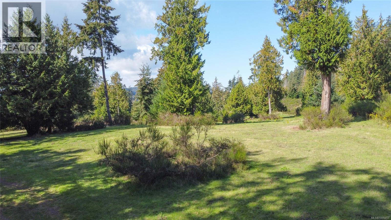 415 Campbell Bay Rd, Mayne Island